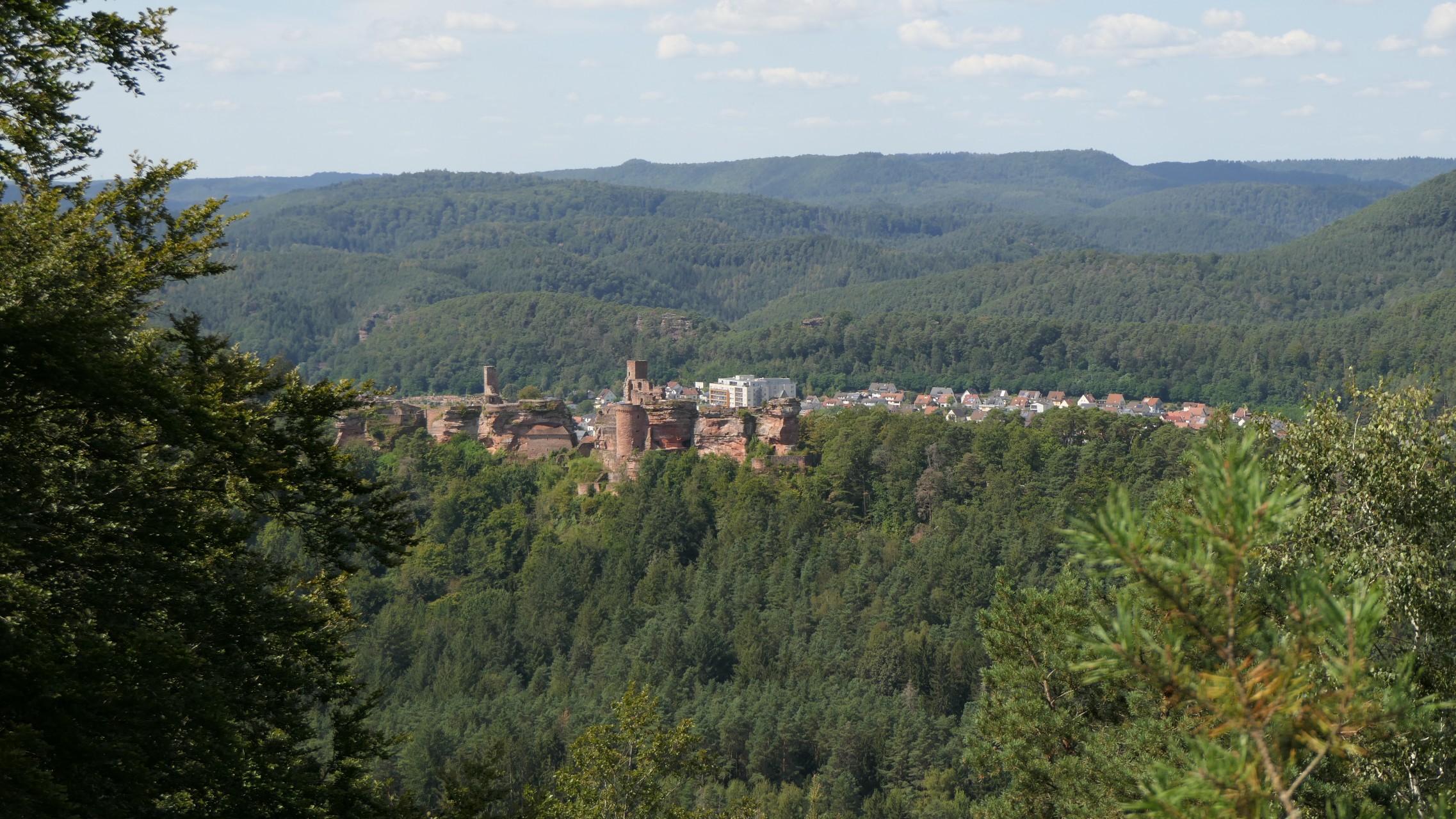 Hahnenfels & Burgenmassiv Altdahn